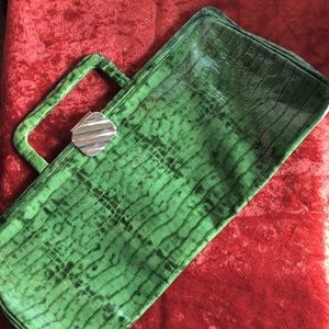 LODIS🐊?bag NWOT this clutch is seriously cool!!Gn